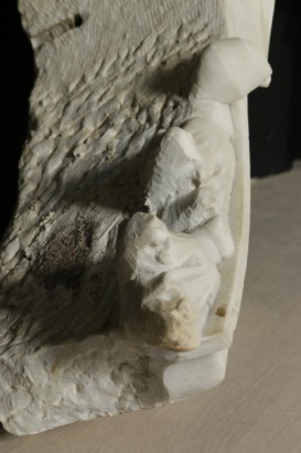 Coppia di elementi decorativi in marmo - particolare