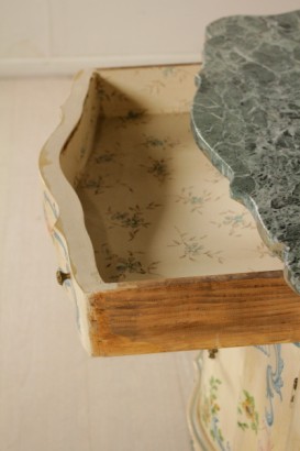 Credenza dipinta - particolare