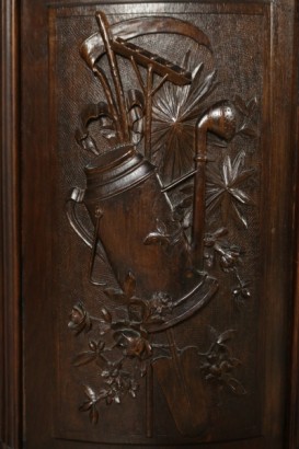 Buffet-Renaissance-detail dévers Secrétaire