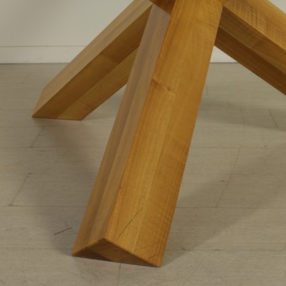 tavolo, tavolo tondo, tavolo anni 70, tavolo anni 80, tavolo cassina, tavolo la rotonda, la rotonda, cassina, tavolo in noce, tavolo design italiano, design italiano, tavolo di design, mario bellini, tavolo bellini, tavolo mario bellini, piano in cristallo, tavolo piano in cristallo, di mano in mano, cassina bellini, la rotonda bellini