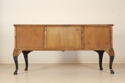 bottega del 900, arredi completi, sala stile chippendale, sala radica, credenza radica, vetrina radica, sedie radica, sala 900, credenza 900, vetrina 900, sedie 900, sala chippendale, credenza chippendale, vetrina chippendale, sedie chippendale, italia