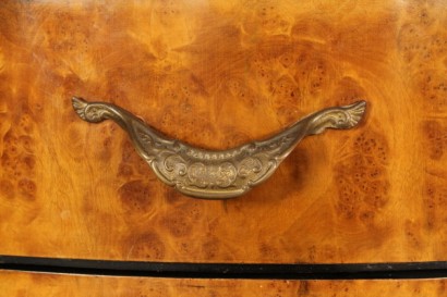 bottega del 900, arredi completi, sala stile chippendale, sala radica, credenza radica, vetrina radica, sedie radica, sala 900, credenza 900, vetrina 900, sedie 900, sala chippendale, credenza chippendale, vetrina chippendale, sedie chippendale, italia