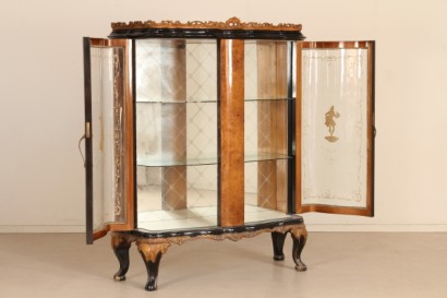 bottega del 900, arredi completi, sala stile chippendale, sala radica, credenza radica, vetrina radica, sedie radica, sala 900, credenza 900, vetrina 900, sedie 900, sala chippendale, credenza chippendale, vetrina chippendale, sedie chippendale, italia