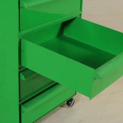 cassettiera, cassettiera kartell, cassettiera vintage, cassettiera di design, cassettiera design italiano, kartell, #dimanoinmano, #cassettiera, #cassettierakartell, #cassettieravintage, #cassettieradidesign, #cassettieradesignitaliano, #kartell
