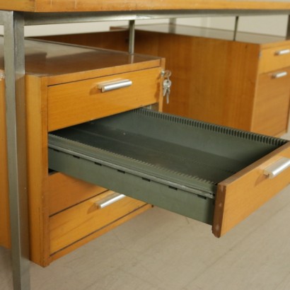 Schreibtisch, Schreibtisch mit Doppelschubladen, Anonymer Castelli Schreibtisch, Anonymer Castelli, 70er Schreibtisch, 80er Schreibtisch, 70er, 80er Schreibtisch, Mahagoni Schreibtisch, Vintage Schreibtisch, {* $ 0 $ *}