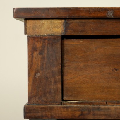 Commode restauration-détail