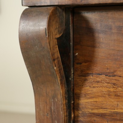 Commode restauration-détail