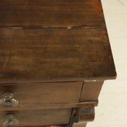 Commode restauration-détail