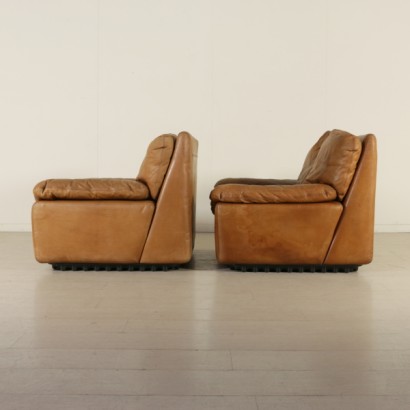 poltrone, poltrone di design, poltrone vintage, poltrone vintage italiano, poltrone design italiano, design italiano, modernariato italiano, poltrone anni 70, poltrone anni 80, anni 70, anni 80, poltrone in pelle, rivestimento in pelle, coppia di poltrone, poltrone ammanati e vitelli, ammanati e vitelli, brunatti, brunatti bonheur, poltrone brunatti, di mano in mano, anticonline