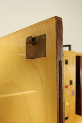 80 años móvil-detalle