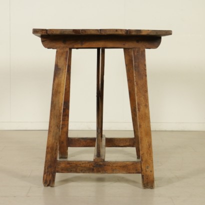 tavolino, tavolino fratino, tavolino in noce, tavolino fratino in noce, tavolino gambe a cavalletto, gambe a cavalletto, di mano in mano, anticonline, tavolino antico, tavolino antiquariato