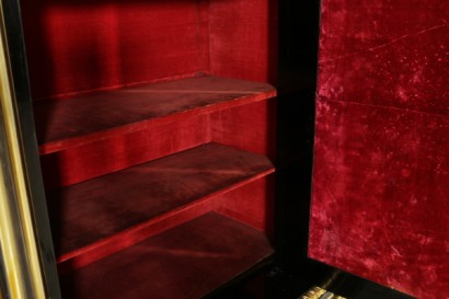 Buffet avec trois portes