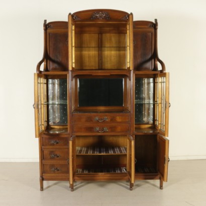 di mano in mano, credenza liberty, credenza 900, credenza in mogano, credenza primi 900, credenza inizio 900, credenza tre corpi, credenza con vetri artistici, vetri artistici, credenza antica, credenza antiquariato