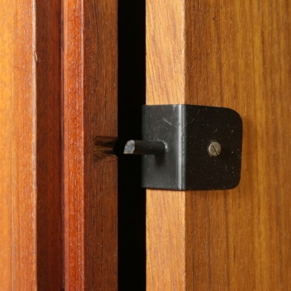 di mano in mano, sideboard, sideboard anni 60, anni 60, sideboard di design, sideboard vintage, sideboard di modernariato, sideboard in teak, vinage italiano, design italiano, modernariato italiano, mobile vintage, mobile di modernariato, mobile di design, arredo vintage, arredamento vintage, arredo di design, arredamento di design