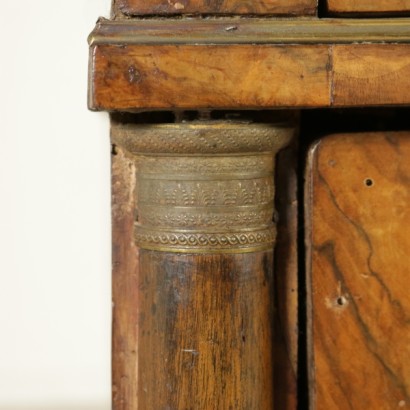 Kommode Empire - insbesondere