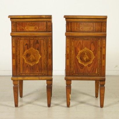 {* $ 0 $ *}, Nachttische im neoklassizistischen Stil, neoklassische Nachttische, antike Nachttische, antike Nachttische, antike Nachttische, Nachttische in Bois de Violette, 900 Nachttische, Nachttische aus der Mitte des Jahrhunderts, Nachttische aus Nussbaum, antike Möbel, antike Möbel, Möbel Antiquitäten