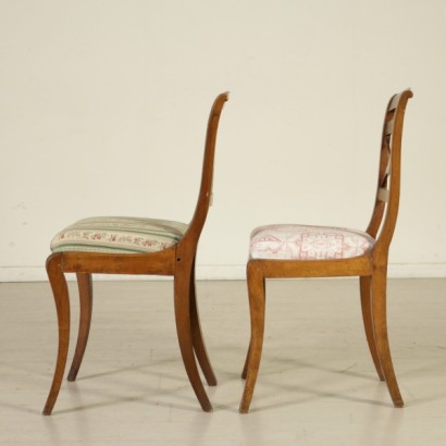 Gruppe von zehn stühlen wiederherstellung - seite