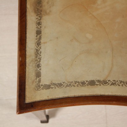 Tisch in buch - detail-plan