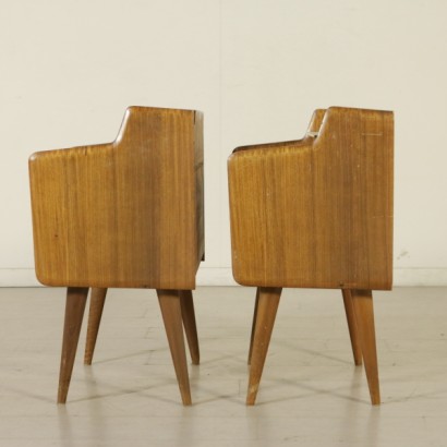 di mano in mano, comodini anni 50-60, comodini anni 50, comodini anni 60, anni 50, anni 60, comodini vintage, comodini di modernariato, coppia di comodini, comodini in mogano, comodini con vetro, arredo vintage, arredamento vintage, arredo di modernariato, arredamento di modernariato