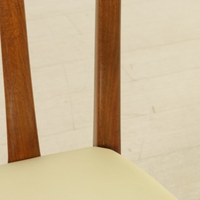 di mano in mano, sedie, sedie anni 50, anni 50, sedie vintage, sedie di modernariato, sedie in faggio, vintage italiano, modernariato italiano, rivestimento in similpelle, rivestimento in finta pelle