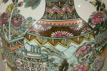 di mano in mano, vaso in porcellana cinese, vaso in porcellana, vaso cinese in porcellana, vaso decorato, vaso cinese decorato, grande vaso cinese, vaso di grandi dimensioni, grande vaso, vaso marchiato, periodo repubblica, vaso periodo repubblica, vaso antico, vaso antiquariato, vaso di antiquariato