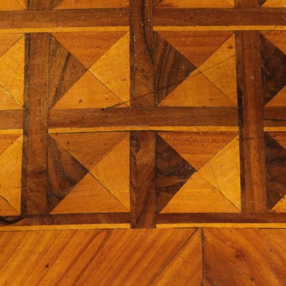 Secretaire-Scrivimpiedi - particolare