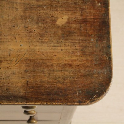 Cassettone in noce - particolare piano