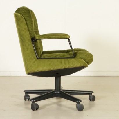 di mano in mano, poltroncine anni 70-80, poltroncine anni 70, anni 70, poltroncine anni 80, anni 80, poltroncine vaghi, produzione vaghi, poltroncine kiruna, kiruna vaghi, poltroncine girevoli, poltroncine da ufficio, poltroncine girevoli da ufficio