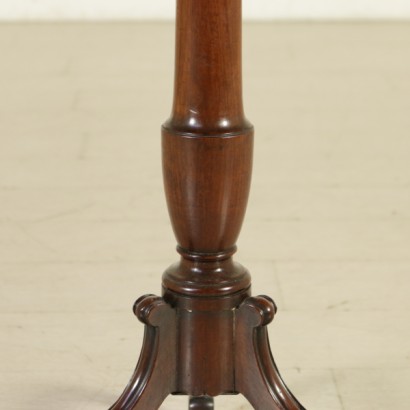 Servomuto in mogano e noce - particolare