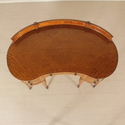 di mano in mano, scrivania a fagiolo, scrivania da centro, scrivania antica, scrivania di antiquariato, scrivania antiquariato, scrivania in mogano, scrivania in palissandro, scrivania inglese, scrivania 900, scrivania metà 900, scrivania inghilterra