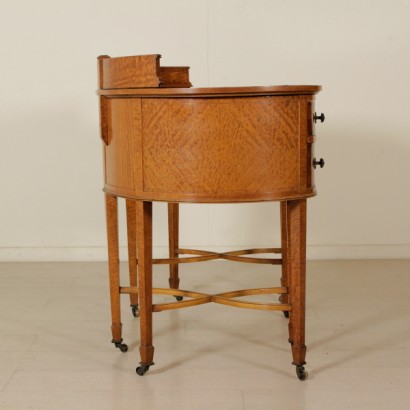 di mano in mano, scrivania a fagiolo, scrivania da centro, scrivania antica, scrivania di antiquariato, scrivania antiquariato, scrivania in mogano, scrivania in palissandro, scrivania inglese, scrivania 900, scrivania metà 900, scrivania inghilterra