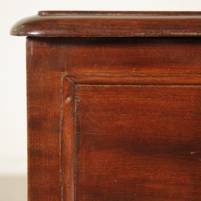 di mano in mano, scala da libreria, scaletta in mogano, scala in mogano, scala 900, scala primi 900, scala inizio 900, scala antica, scala antiquariato, scala di antiquariato, scala inglese, scala inghilterra