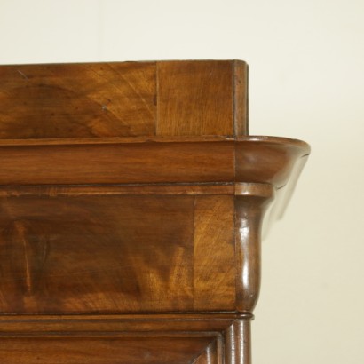 The closet one-leaf - detail