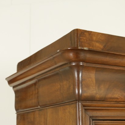 The closet one-leaf - detail