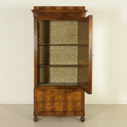 The closet one-leaf - detail