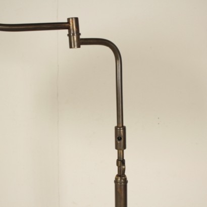 {* $ 0 $ *}, floor lamp, 900 lamp, mid-1900s lamp, brass lamp, brass base, brass structure, fabric lampshade