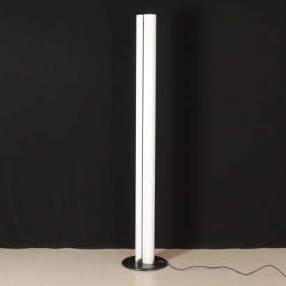 {* $ 0 $ *}, lampadaire, lampe en aluminium laqué, lampe artemide, lampe megaron, lampe antique moderne, lampe italienne, Gianfranco Frattini, lampe design, lampe années 70, lampe années 80
