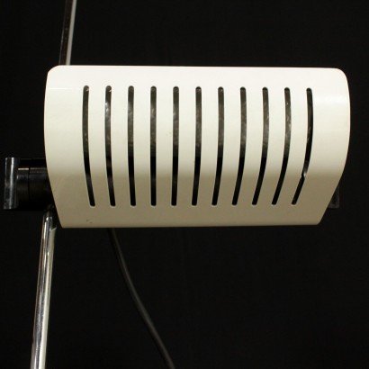 {* $ 0 $ *}, Stehlampe, Schiebediffusorlampe, Aluminiumlampe, lackierte Metalllampe, verchromte Metalllampe, Halogenlampe, moderne antike Lampe, italienische Lampe, 70er Jahre Lampe, Oluce Lampe, 80er Jahre Lampe, Joe Colombo