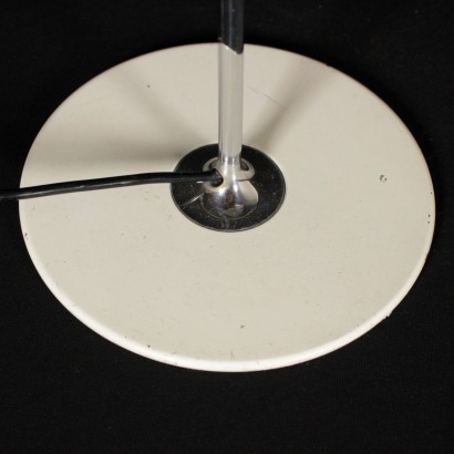 {* $ 0 $ *}, Spinnenlampe, O-Light Lampe, 60er Jahre Lampe, 70er Jahre Lampe, Tischlampe, Metalllampe, lackierte Aluminiumlampe, verchromte Aluminiumlampe, moderne antike Lampe, italienische Lampe, Designlampe