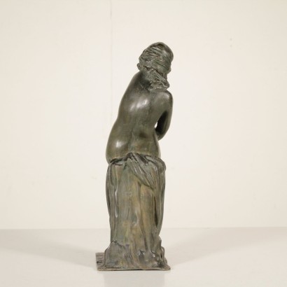 di mano in mano, schiava in catene, scultura in bronzo, scultura bronzea, scultura antiquariato, scultura antica, scultura europa, scultura 900