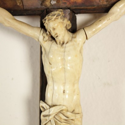 Christ en ivoire - spécial