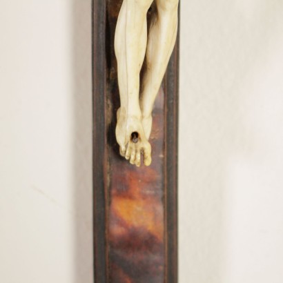 Christ en ivoire - spécial