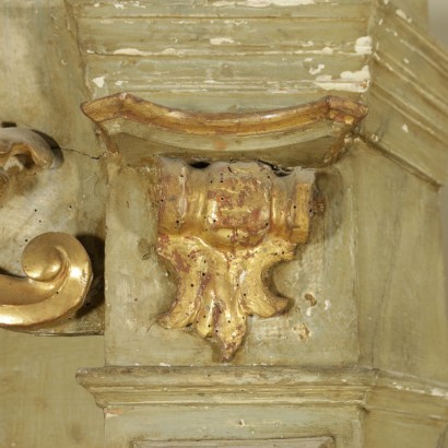 di mano in mano, angoliere decorate, coppia di angoliere, coppia di angoliere decorate, angoliere antiche, angoliere antiquariato, angoliere 600