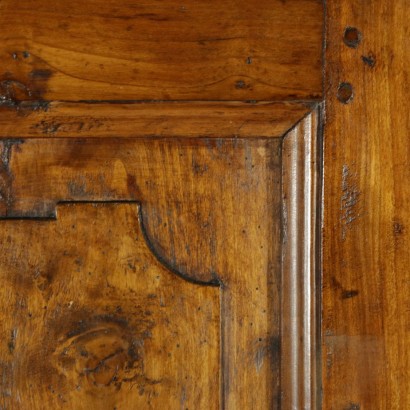 Kleiderschrank mit drei türen - insbesondere