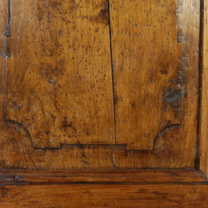 Kleiderschrank mit drei türen - insbesondere