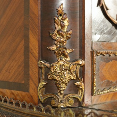 Particolare Scrittoio con alzata Alph Giroux