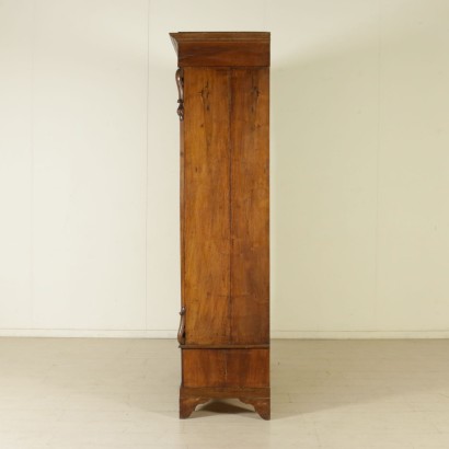 Kleiderschrank mit zwei türen