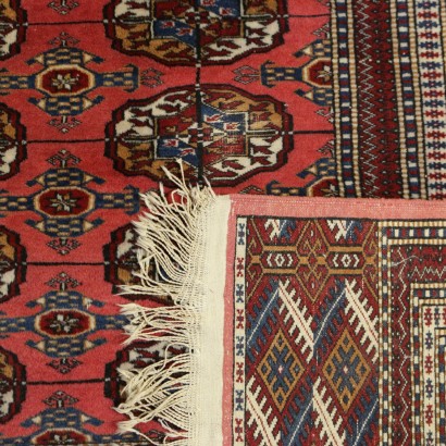 {* $ 0 $ *}, Bokara-Teppich, Bokara-Pakistan-Teppich, Orientteppich, Antiker Teppich, Antiker Teppich, Teppich des 20. Jahrhunderts, Woll- und Baumwollteppich, Pakistanischer Teppich