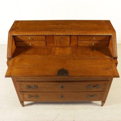 Limelight Neoclassical