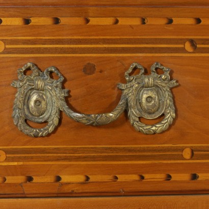 Particular Prominence Neoclassical